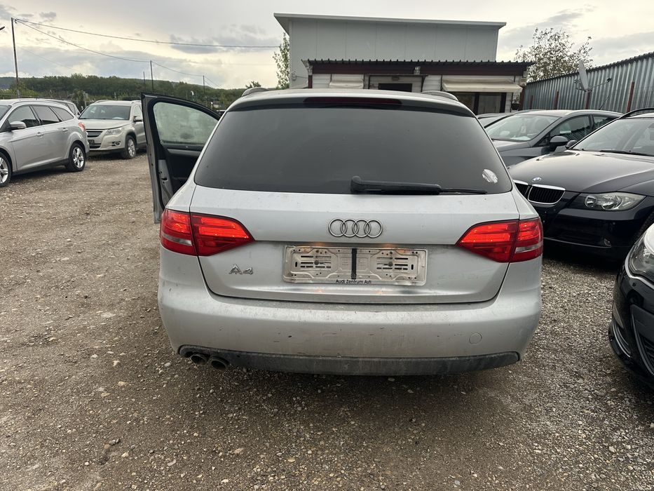 Ауди А4 B8 2.0tdi-143к - На Части!!!