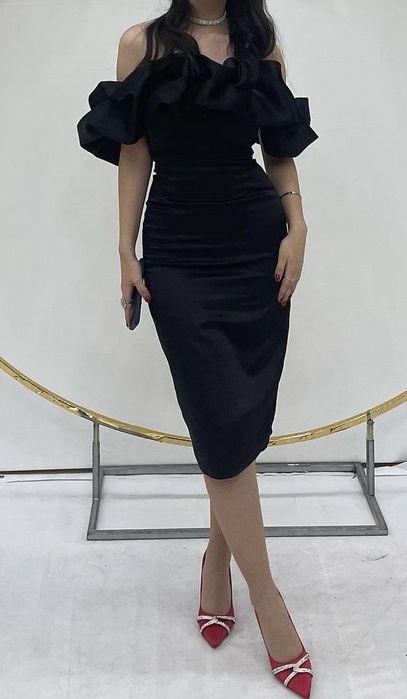 Көйлек сатылады.