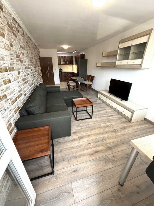 Дава се под наем Двустаен апартамент в Велико Търново, Бузлуджа - 68 кв.м за 408 € - Снимка #3