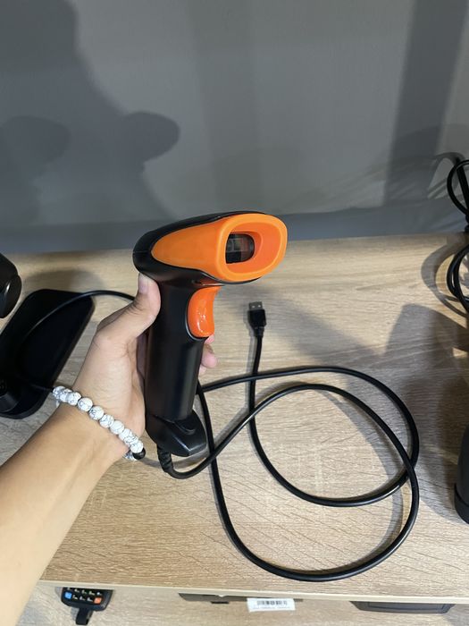 Моноблок Сканер Принтер чеков Денежный Весы Принтер чеков