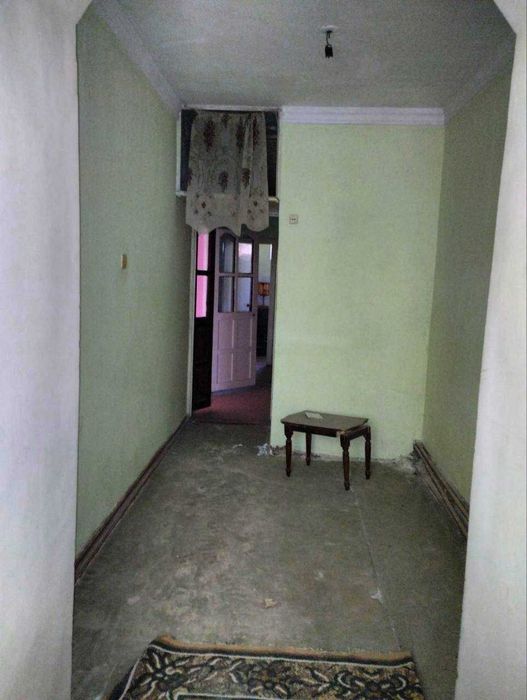 Срочно продается 5-комнатнаяквартира центре города Гулистана