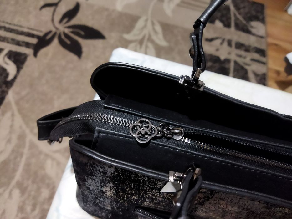 Дамска луксозна чанта