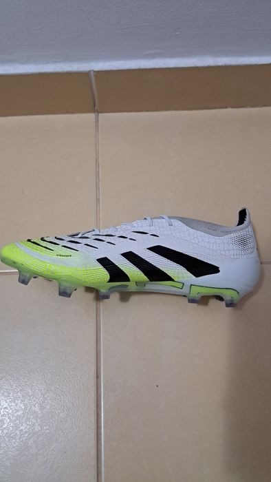 Ghete fotbal-Adidas Predator Elite  FG, marimea 44 2/3