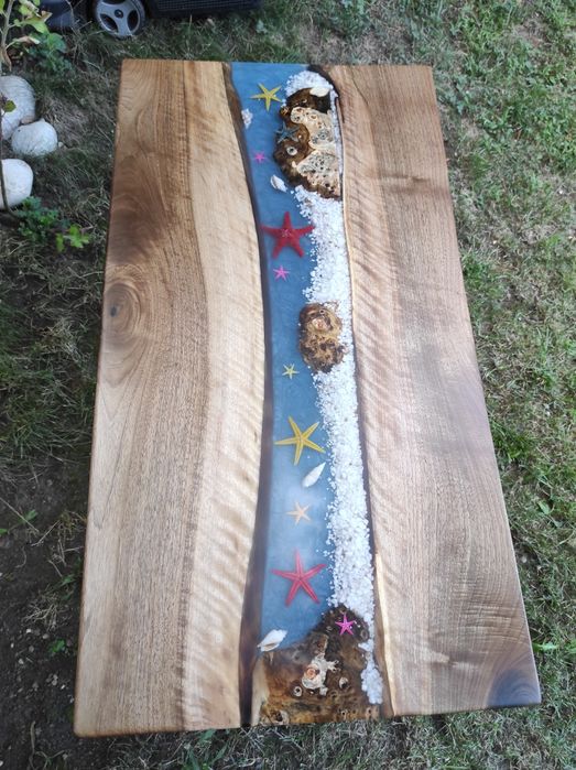 Lemn de nuc și rășină epoxidică