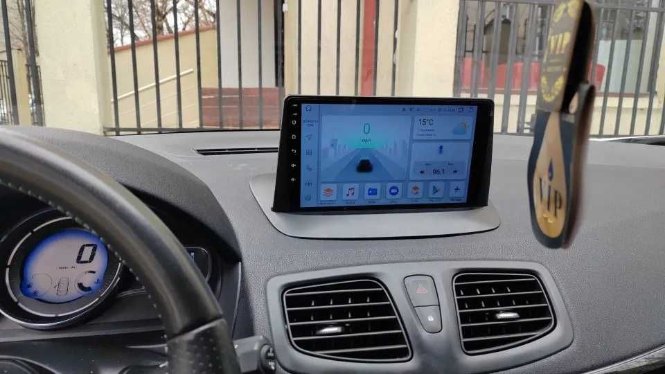 Navigație Android 15 Renault Megane 3/Fluence – CarPlay, QLED, DSP
