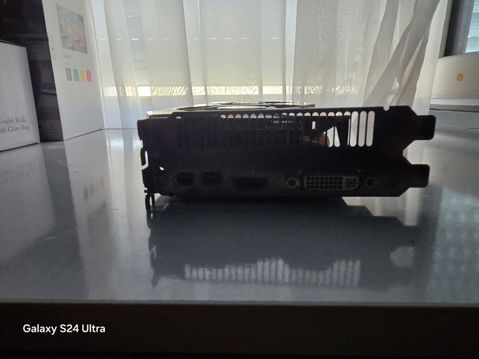 Видео карта Sapphire Radeon HD 7950 OC Edition