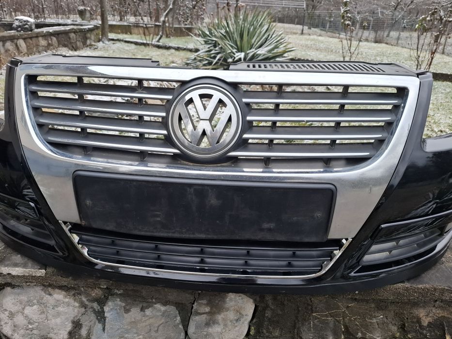 Vând bara fata VW PASSAT B6 originala cu spalatoare
