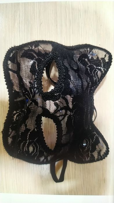 Маски карнавальные новые.Есть варианты