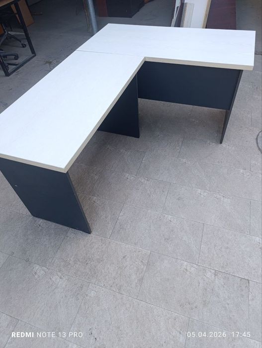 Продам офисный Т образный стол