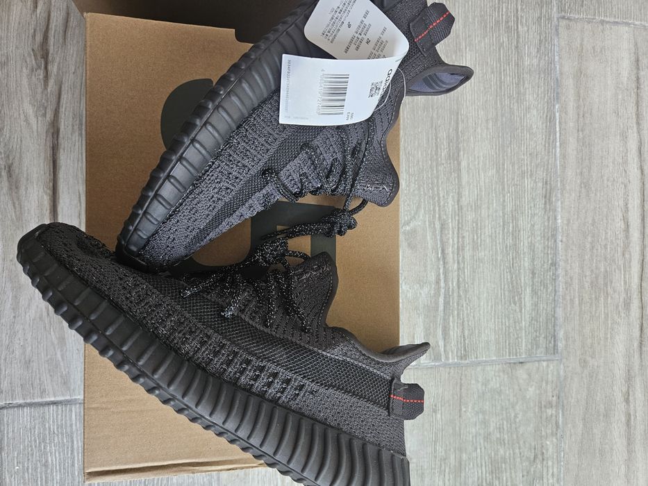 Yeezy boost 350 v2