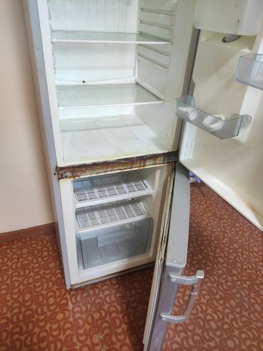 Срочно продаются холодильники Авангард
