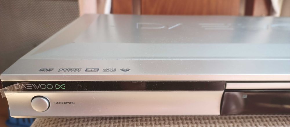 DVD плейър Daewoo DV-1300S – работещ, запазен, караоке