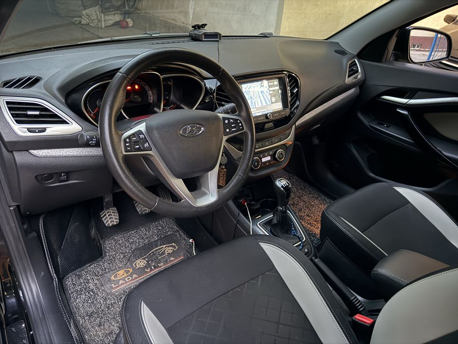 Продаетсая Lada Vesta Cross