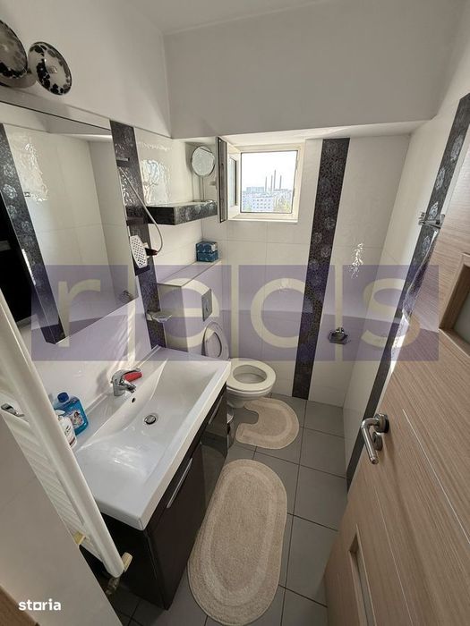 Vanzare 3 Camere Decomandat