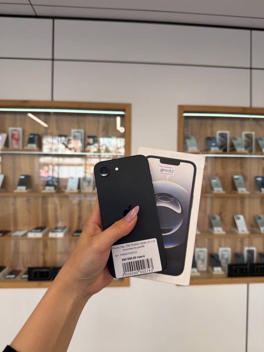 Iphone 16e 256gb akb 100% ЦП 124