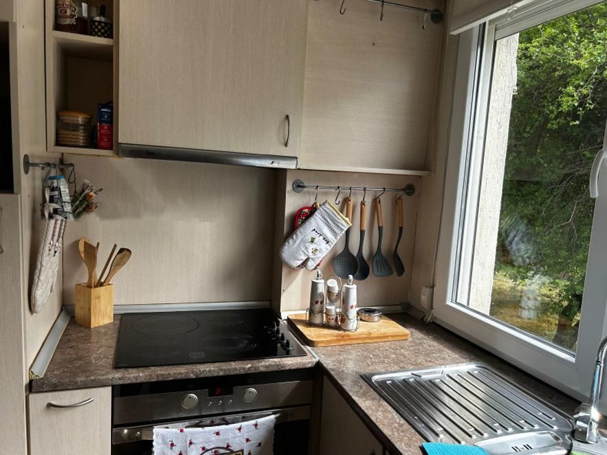 Дава се под наем Едностаен апартамент в София, Люлин 5 - 49 кв.м за 350 € - Снимка #4