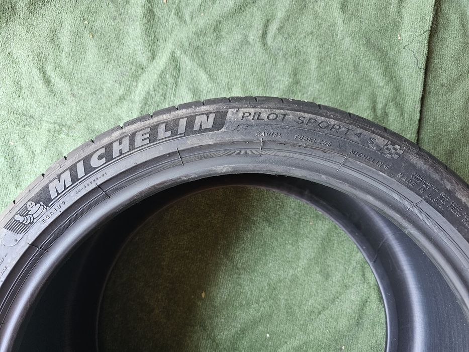 1x 265 35 19 vara michelin