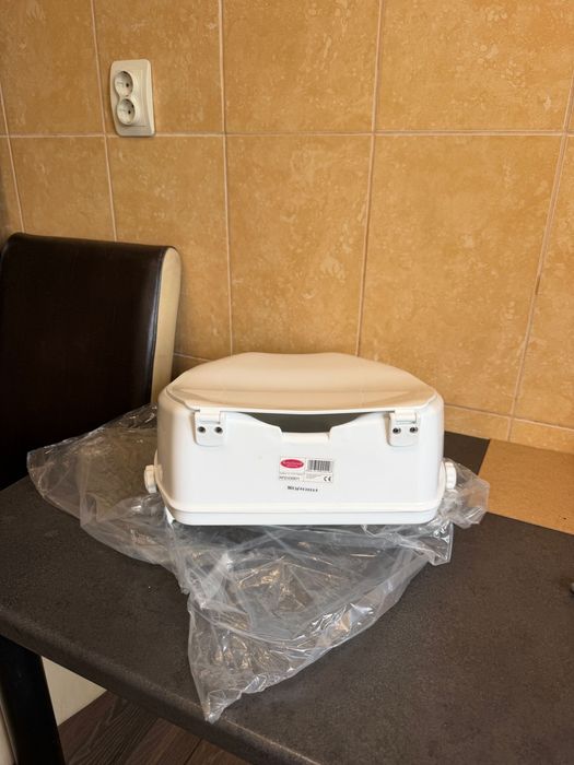 Inaltator cu capac vas WC