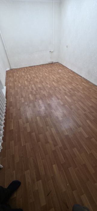 Продам линолеум в хорошем состоянии