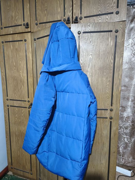 Продам куртку  женскую