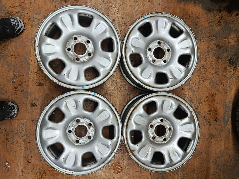 Диски универсальные хюндай кия Тойота мазда мицубиси Рено Дастер