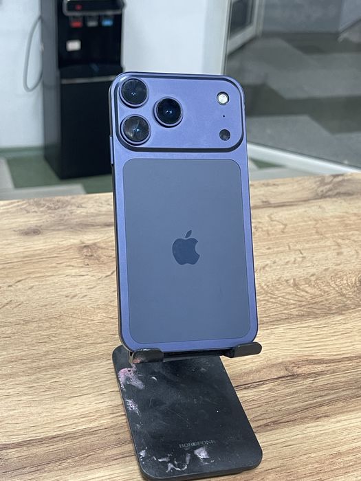 Продам айфон 11 под Iphone 17 PRO