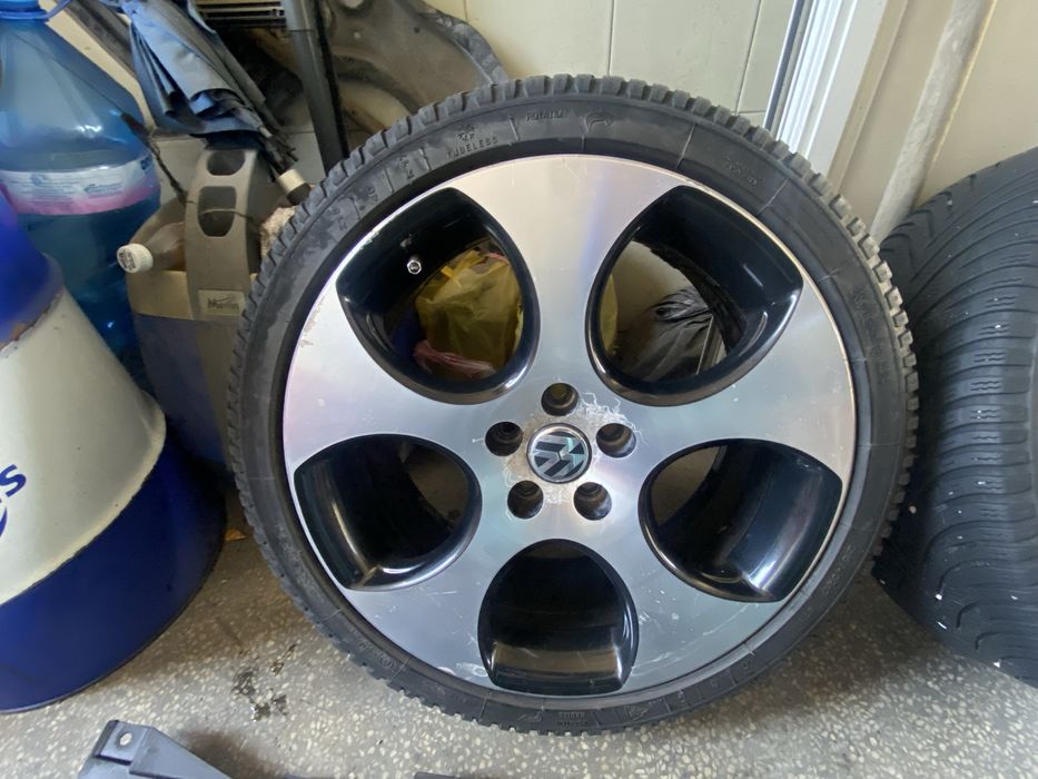 Продавам джанти DETROIT  R17 5x100