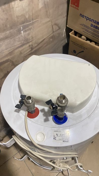 Продам бойлер 80 л, бу