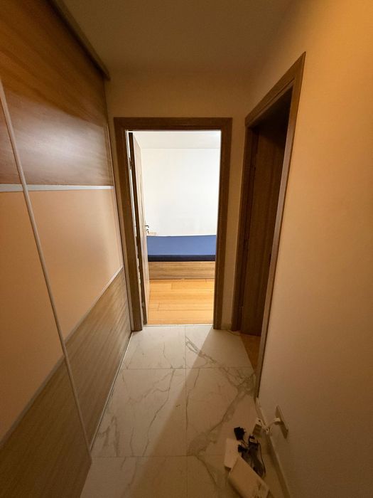 Închiriez garsonieră