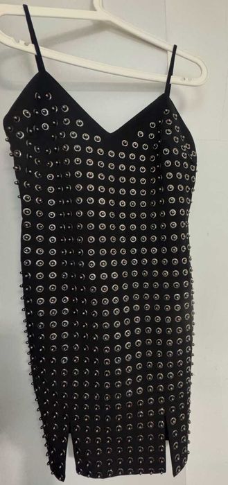 Разпродажба на официални рокли размер S