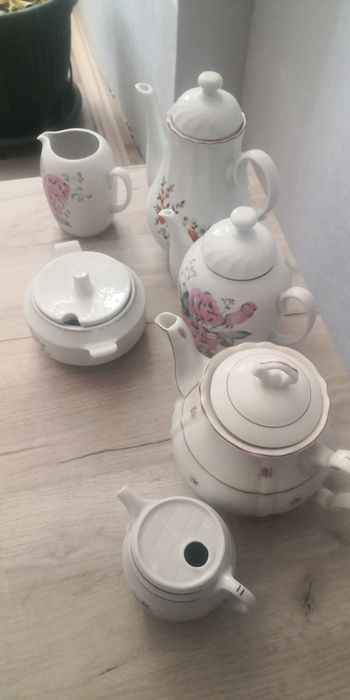 Продавам порцеланови канички