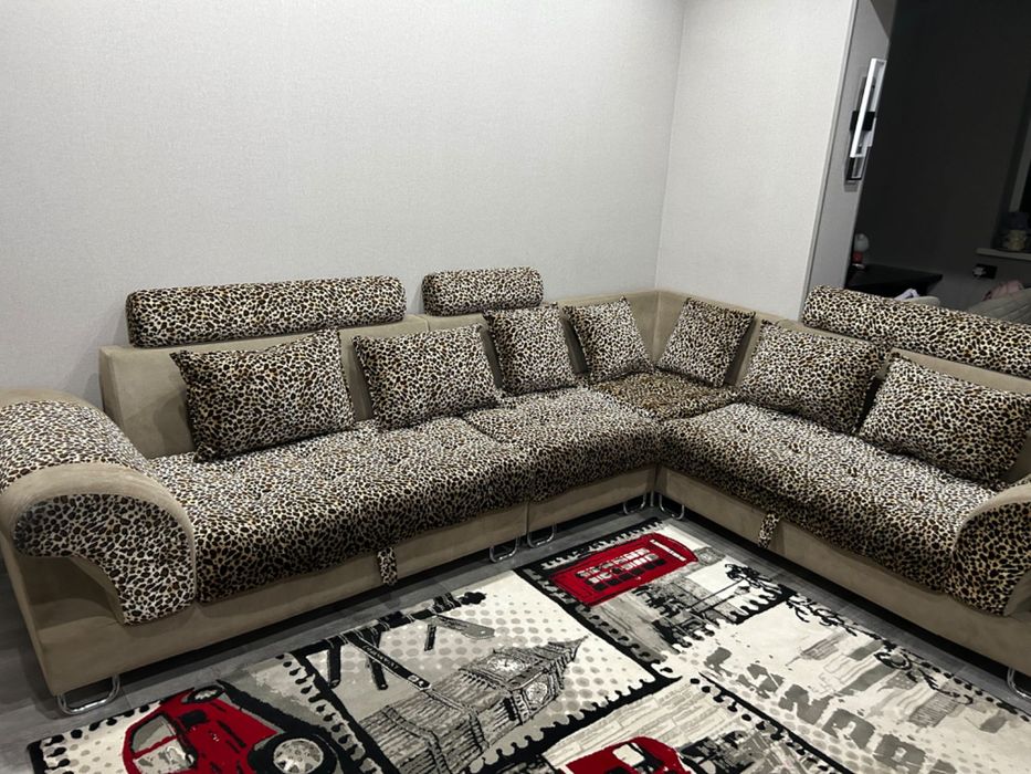 Срочно продам угловой диван