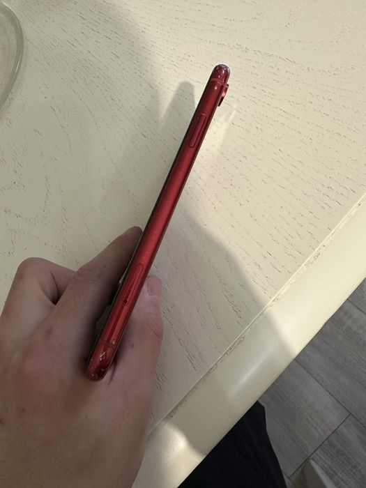 Продам айфон xr на 128 быстрым  торг
