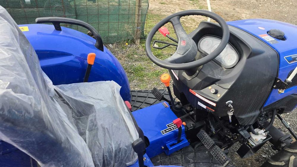 Tractor 50 CP 4 cilindri  nou cu garantie