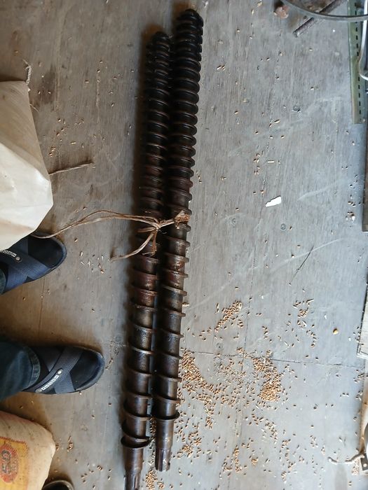 Kukuruz ishlab chiqarish uchun val