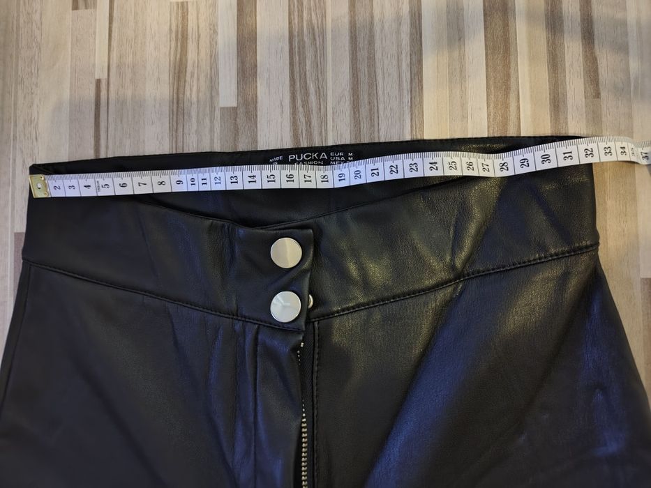 Pantaloni piele sintetica, măsura M