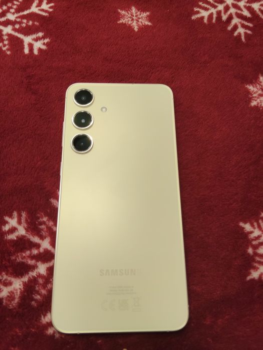 Samsung Galaxy S24 plus