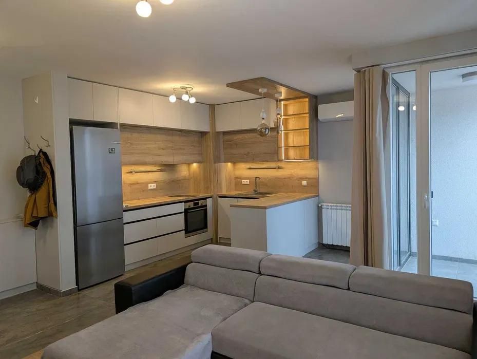 Двустаен апартамент под наем в ж.к. Левски, 2220812