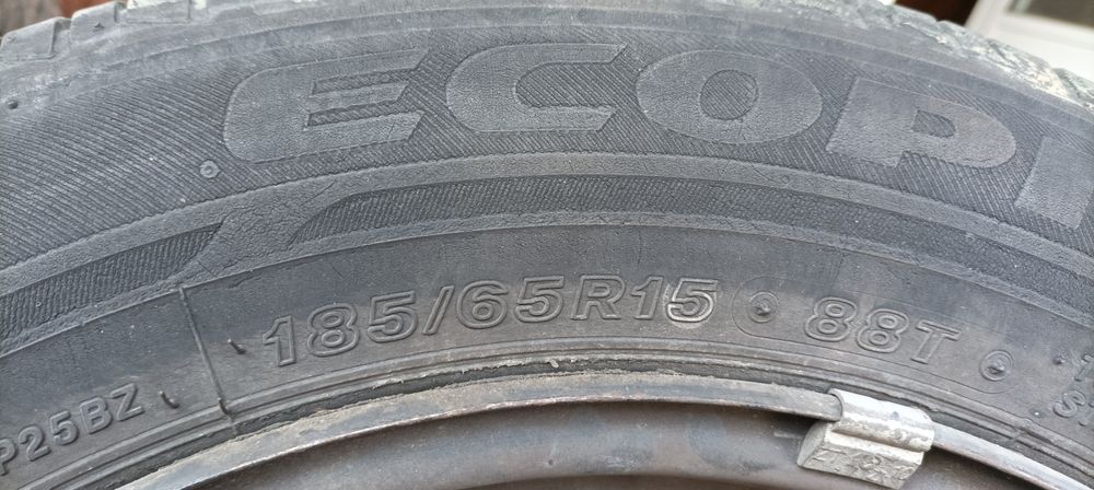 Гуми с джанти Bridgestone