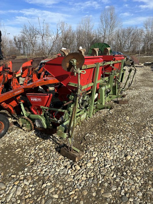 Semanatoare porumb floare Monosem Nodet cu fertilizare