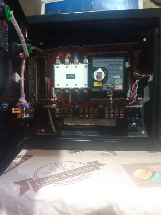 Продаю АВР трех фазный