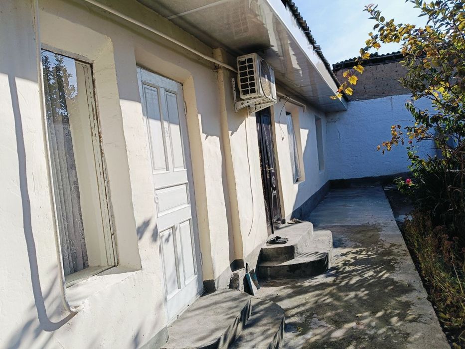 Сабзавот,Чоштепада 9 хоналик ховли 3.8 соток ери билан сотувда