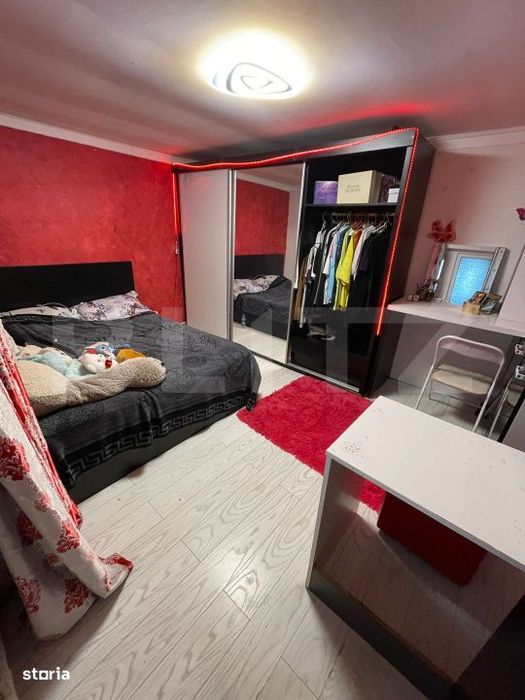 Casa de vanzare, 97 mp, zona Piata Centrala