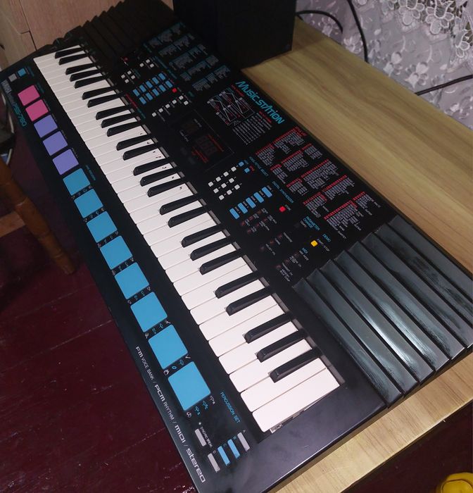 Yamaha Portasound PSS-780 Electronic Keyboard
