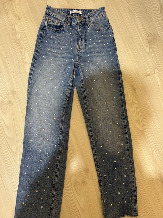 Дънки с перлички Zara