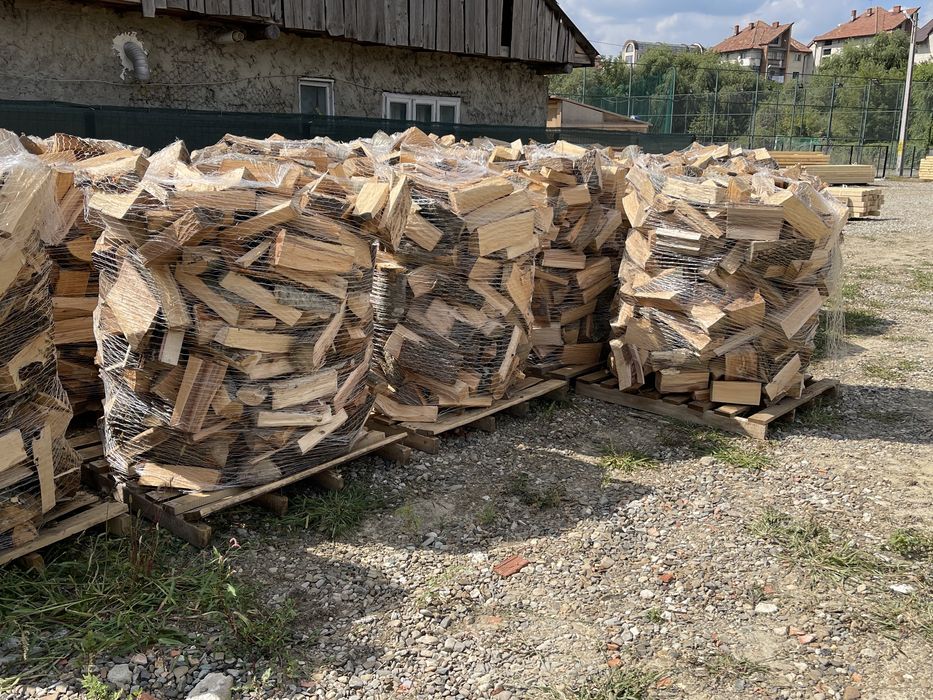 Lemn foc paletizat/ lemn pentru foc/lemn fag soba