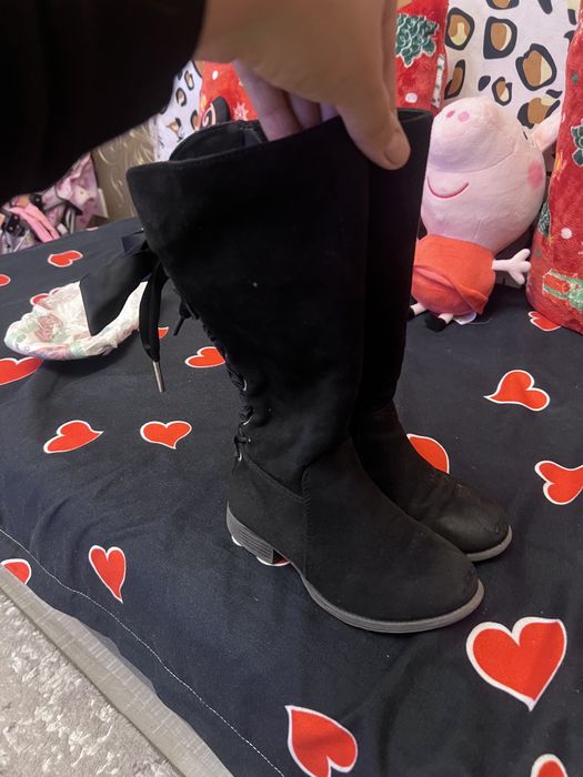 Cizme fetite in stare buna nr 29 foarte frumoase 20 cm in interior