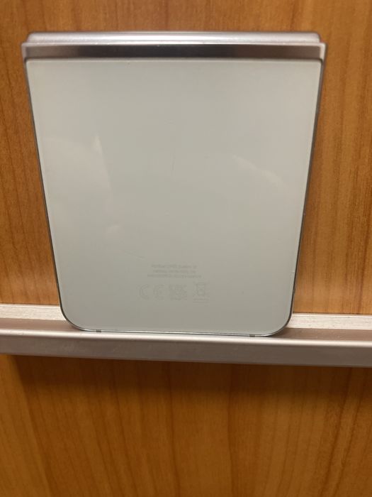 Vand Samsung Galaxy Z Flip5