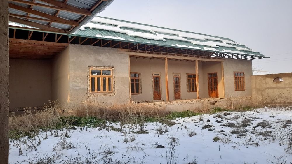 Uy sotiladi srochniy