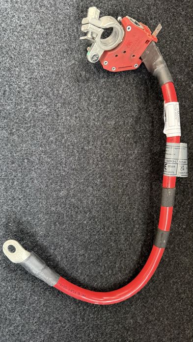 Пиропатрон плюсов кабел за БМВ G20/21